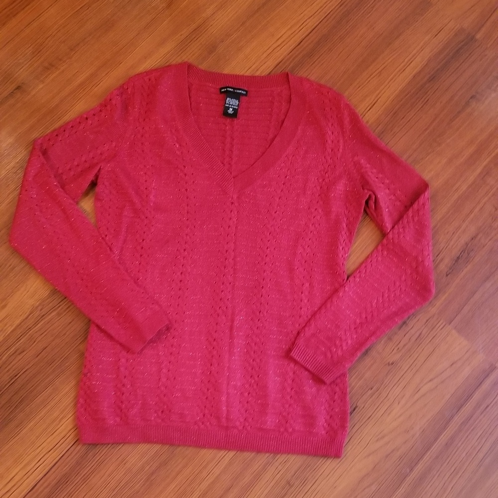 Sparkle Red Sweater!! Perfect for the Holidays!